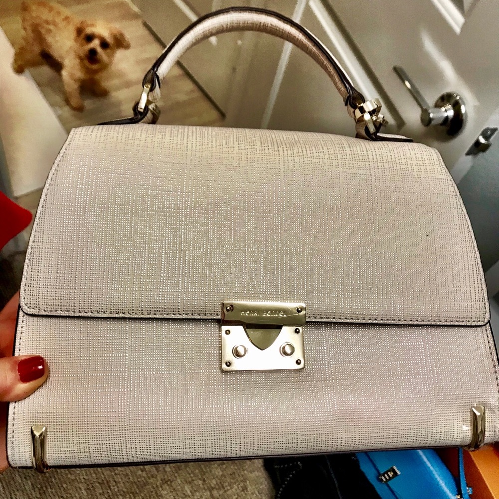 Beautiful Henri Bendel Bag! Embossed beauty😍